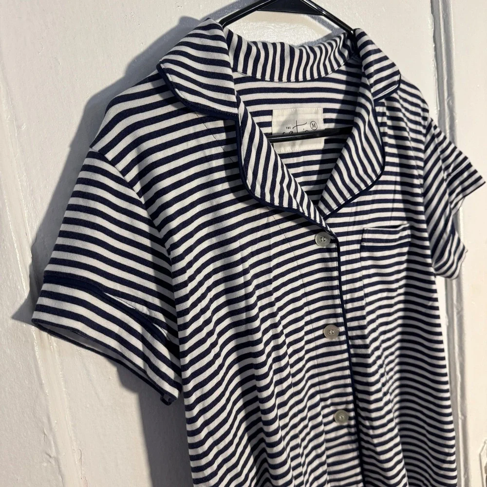 The Cat's Pajamas Womens Navy White Striped Short Sleeve Button Pajama Top M NWT